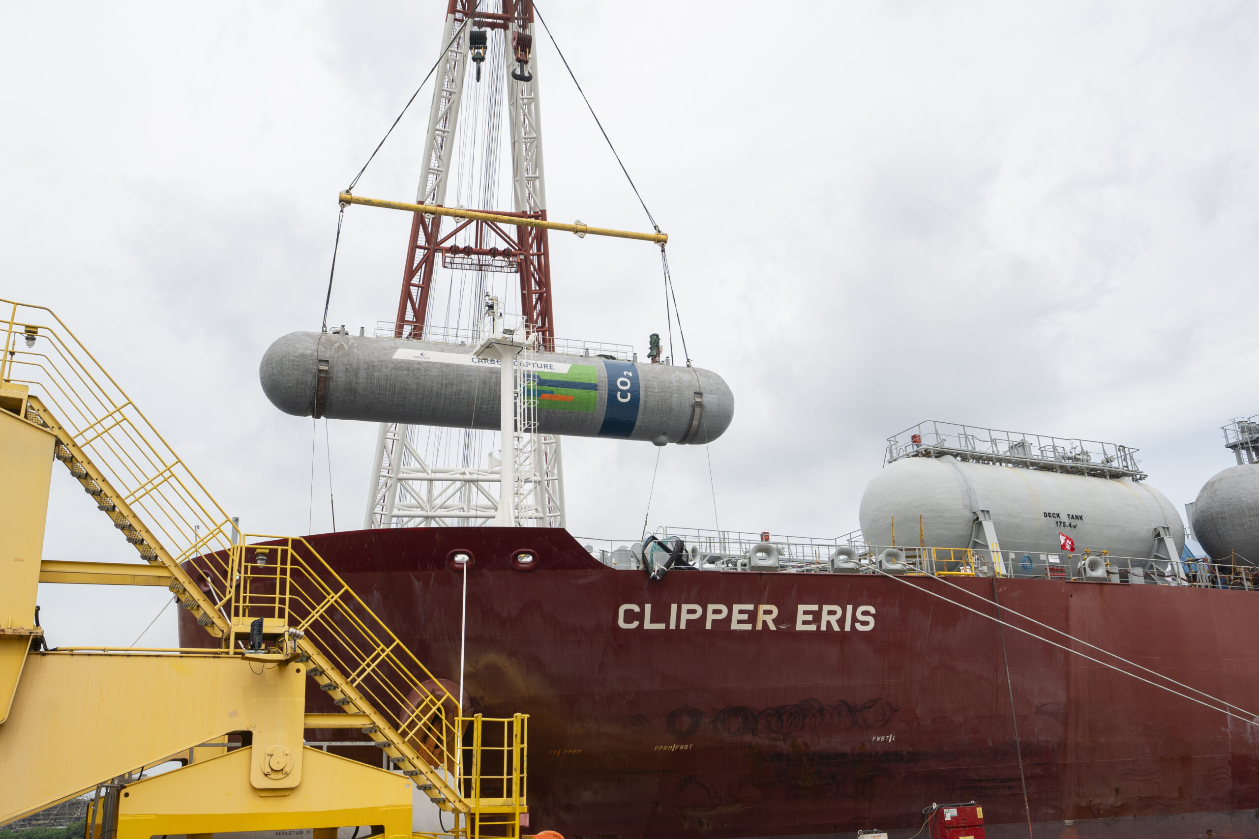 Clipper Eris- CO2 storage tanks